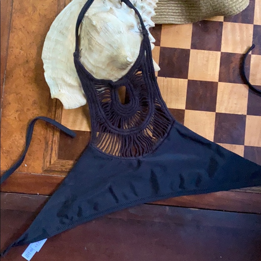AERO xs bikini top
